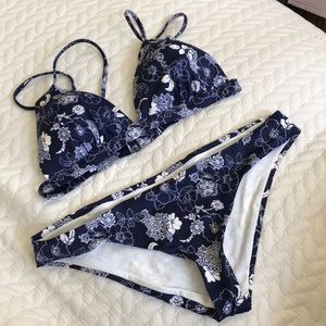 Adore Me bikini set spaghetti strap floral small